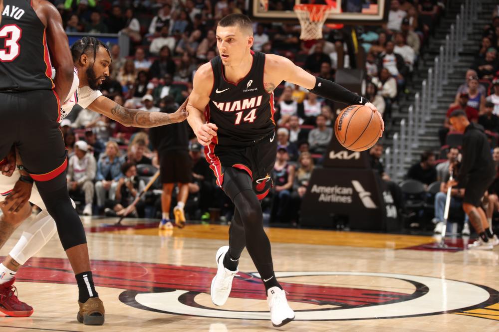 的表现更是 的表现更是